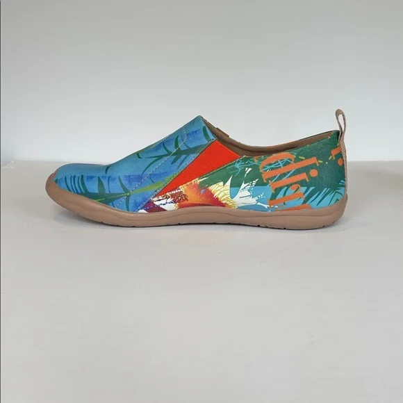 NWOT UIN Slipon Loafers Flats Sneaker Walking Shoes  size 8 - Picture 4 of 9